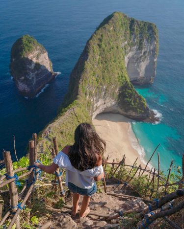 I can’t get over how beautiful Indonesia is. #Bali #indonesia #nusapenida #asia #travel #wander…