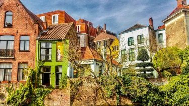 You can find such cute and charismatic houses only in Bruges????. . . .&hellip;