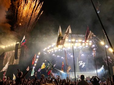Traveling aside, one of my favourite places to go is @glastofest . Love this…