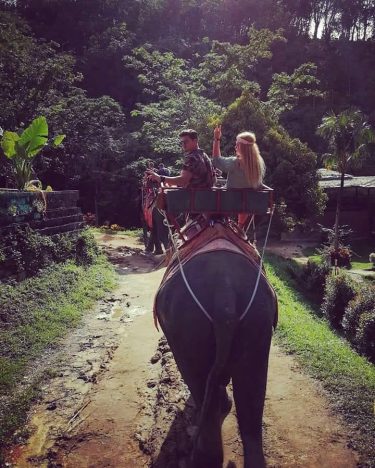 Добрите дни никога не свършват….те винаги предстоят . . . . #travelblogger #travel #instatravel &hellip;