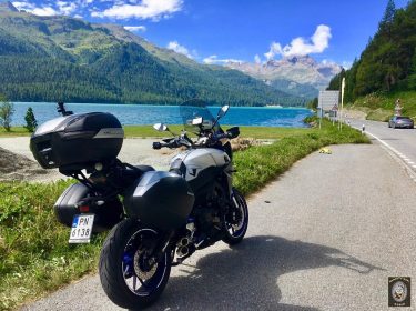 Silvaplana, Szwajcaria???????? #silvaplana #silvaplanalake #silvrettahochalpenstrasse #switzerland #2017 #memories #alps #mountains #motorcycle #twowheels #motorcycletrip #yamaha…