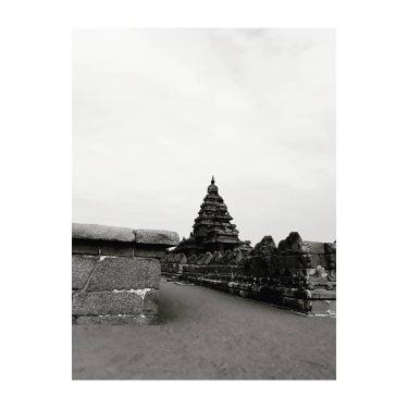 L O S T. #mytraveldiaries #Triptoindia #triptosouthindia #traveldiaries #travelblogger #traveller #Discoverindia #beautifuldiaries #Chennai #shoretemple…