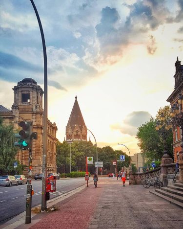 ‘The man stopped talking and was looking at the sunset. But what does someone…