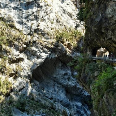 The Path Through The Mountain #Taiwan #taroko #hualien #대만 #풍경 #자연