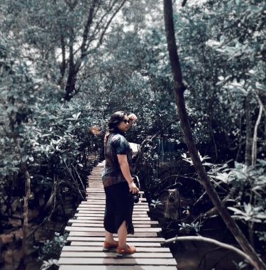Adventure Await . #travel #traveller #traveling #photooftheday #travelinglady #letsgoeverywhere #backpacker #backpackers #travelgirl #traveladdict #girlswhotravel…