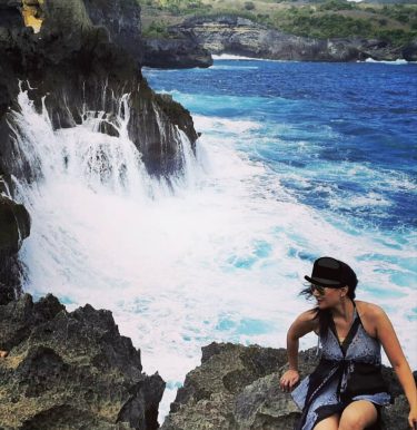 #bnesimppl #earthescope #heavenonearth #beautifuldestinations #riyets #bali #nusapenida #angelbillabong #sea #ocean #waves #travelphotography #naturephotography #travelblog&hellip;