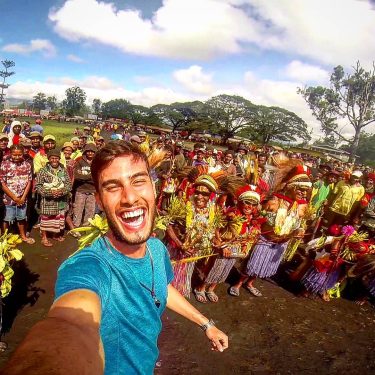 #papuanewguinea #notfromtoday #tribe #miss #colorful #bnesimppl