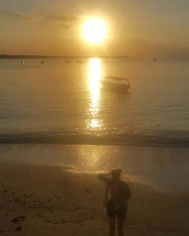 #sun #sunset #naturephotography #travelblog #travelblogger #travel #traveling #traveller #bali #horizon #sea #beach #instagood #instago…