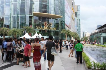 Siam Paragon is one of the largest shopping malls in Bangkok, Thailand.???????? #throwback #siamparagon…