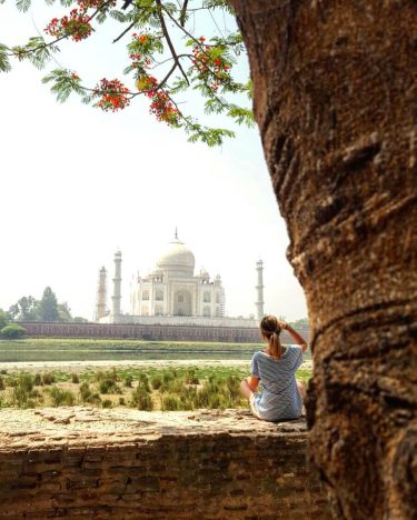Breathtaking -TAJ MAHAL • • • #india #takemeback #incredibleindia #tajmahal #agra #stunning #unbelieveable #magicplace…