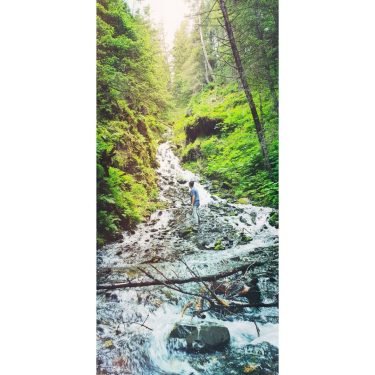 Explore the . . . . . #seward #alaska #travelblogger #traveling #traveler #travellife #travelworld…