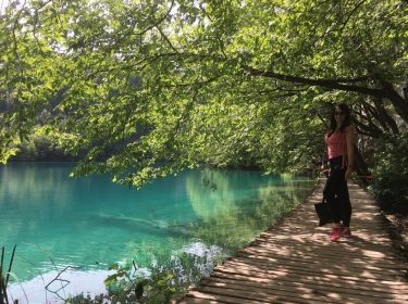 Ahh esse verde #plitvice #plitvicelakes #plitvicelakesnationalpark #verdeesmeralda #croatia #croatia_instagram #croatia_photography #picoftheday #eurotrip #ferias2018 #travelblogger…