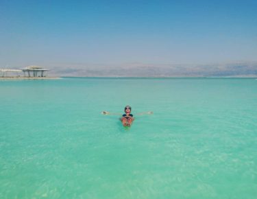 Finally a sea were I don’t freeze and can’t drown myself #deadsea #lake #floating&hellip;