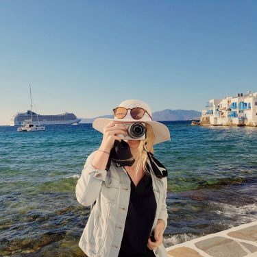 Favorite Colour . . . #blue #favoritecolor #greek #mykonos #myconos #mykonoscity #beautyfulcity #blueandwhite #sonya6000…