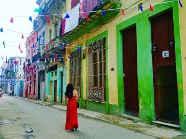 Colorful Havana,Cuba,2017???????? . . #cuba #havana #color #colorful #reddress #ootd #streetstyle #streetstyle_daily #outfit #style…