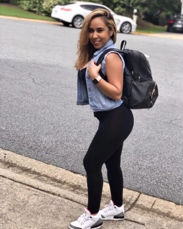 Right about now, nothing can kill my VIBE!!! ⭐️…… #vacationmodeon #beachhereicome️ #bnesimppl #tumibackpack