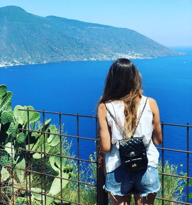 Nel #summer2018 ???? • • • • #lipari #summer #me #sun #style #lifestyle #lifestyleinspo…