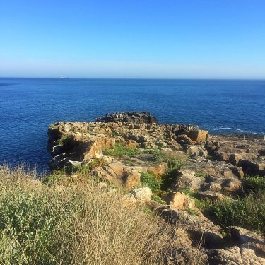 ???????? Cascais é uma cidade costeira de Portugal muito famosa por suas praias e…