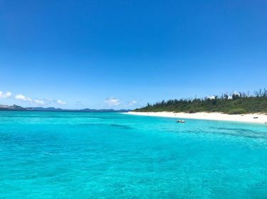 Minnajima,Okinawa . . #Minnajima #okinawa #japan #beach #ocean #sea #instatravel #travelgram #nature #genic_mag #funtotrip&hellip;