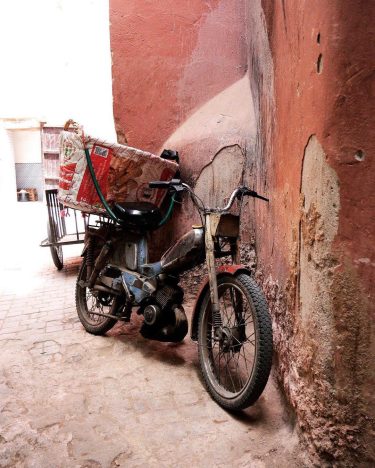 #motor #people #streets #parc #streetphotography #love #travel #trip #vacation #summer #marrakech #kasbah #kasbahlemirage #marokko&hellip;