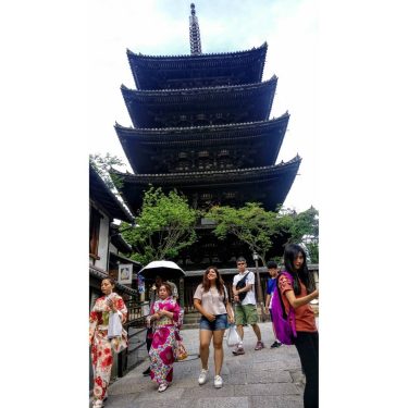 Walking the streets of Kyoto you can find beautiful temples. The whole city has…