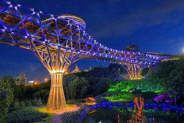 Iran_Tehran,Nature Bridge(پل طبیعت تهران)Maker this is Araqi,She is designrr and maker this nature wonderful&hellip;