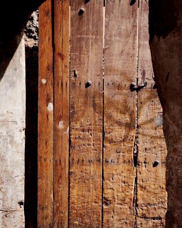 #old #door #wood #souks #people #streets #streetphotography #love #travel #trip #vacation #summer #marrakech #marokko&hellip;