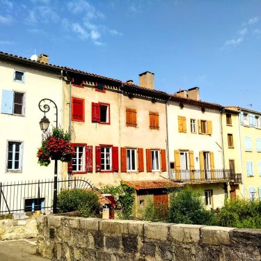 Pont Vieux, Quillan . . . . . . . . #camperlife #beautifuldestinations #rainbowwindows…
