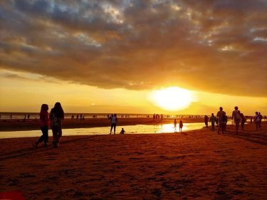 Entspannung pur #bali #balibeach #indonesien #indonesia #strand #beach #sea #seascape #seaside #meer #sonnenuntergang #sommer…