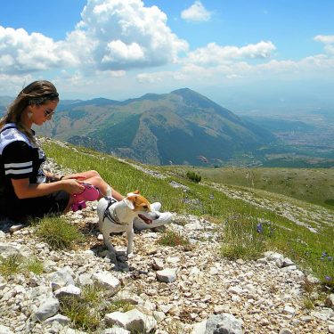 #bnesimppl #iamtb #travel #travelphotography #Italia #ilovetravel #choosethebestfucktherest #mountain #seesaw #igers #goodvibesonly #goodmood #smile #girl…