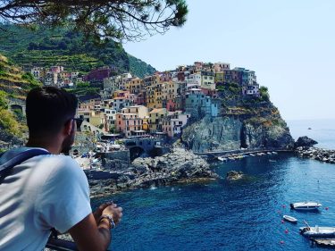 È una lotta continua tra quello che vorresti essere e quello che sei. Dove…