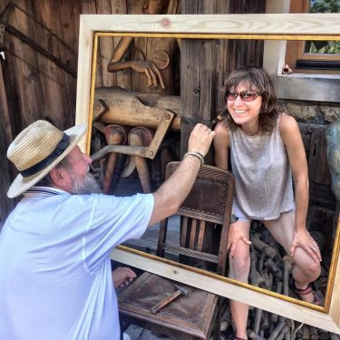 Today i became a #portrait of myself. When i saw that #frame in front…