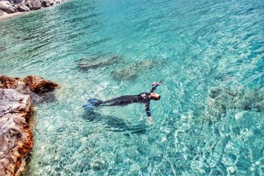 Chillin’ after a swim ???????? . @unrealeyeprod . @scubapro . . #travelblog #swimming #greece_is_awesome…