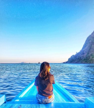 Enjoying the morning view from the boat when I was in Bajo, so blueeee…