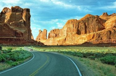 The great American highway. #travelers #instatraveling #traveladdict #travelblog #trip #wanderlust #travellife #tourist #traveldiaries #travelling…