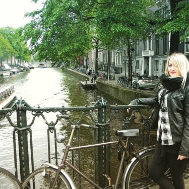 #memories #Magic #iamtb #bnesimppl #holland #amsterdam #flower #goodvibes #freespirits #girl #love #life #followme #amazing…