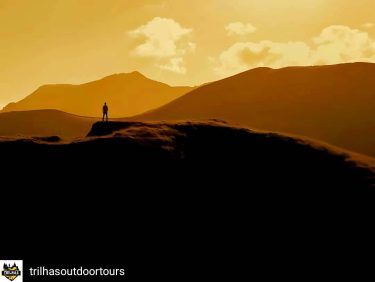 #ShoutOut @trilhasoutdoortours – PHOTO TOUR Sunrise to sunset Serra do Morião If you like&hellip;