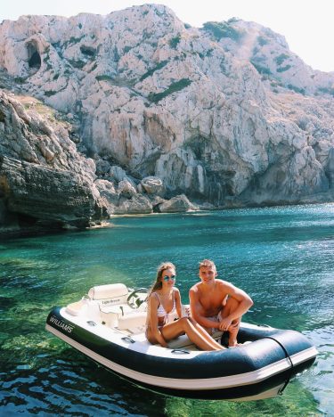 Whatever floats your boat . . . . . . #summersunselection #primerolacomunidad #besteurope #besttravelphoto…