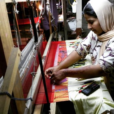 Saree making . Travelling around India . . . . . . #travelblogger #traveltheworld…