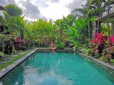 Ubud????‍️ . . . . #traveldestination #travelinladies #girlsborntotravel #beautifuldestinations #thediscoverer #allwedoistravel #wonderfuldestinations #nomadgirls #travelblogger…