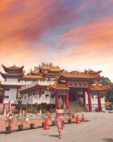Places you must visit when you’re in #kualalumpur #TheanHouTemple . #iPhone7plus . ️ .…