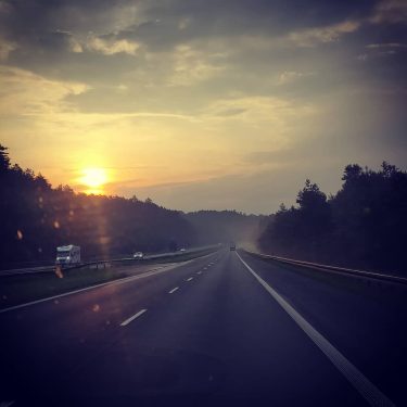 Kraków -> Berlin – here we go! #krakowairportexpress #krakow #berlin #ontour #driving #workhardplayhard #sunrise&hellip;
