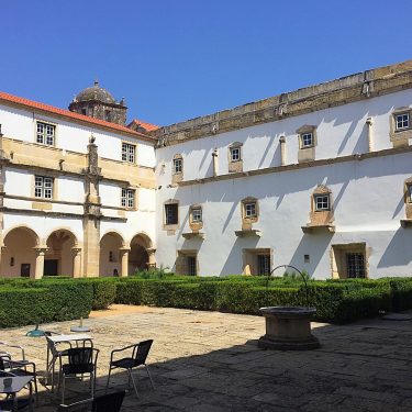 ???????? A bula Vox Clamantis de Clemente V decretava, em 1312, a abolição da&hellip;