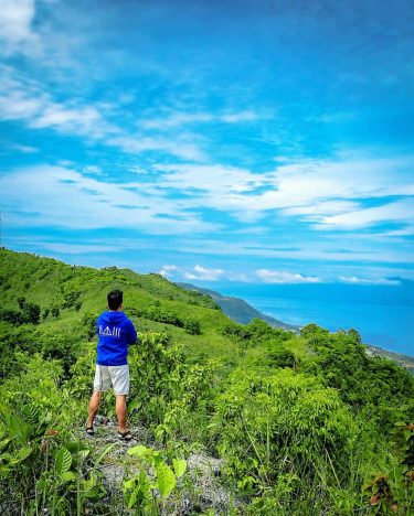 When you feel like standing at the edge of the #ExploReytion #travelph #travelworld #bnesimppl…