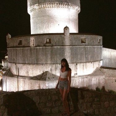 Dubrovnik #bnesimppl #dubrovnik #fitnessfreak #fitnesslifestyle #fitnessphysique #fitnessgoals #fitnessjunkie #fitnessgear #fitnesswomen #fitchick #fashionpost #ripped #gymgirl…