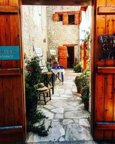 #photooftheday #colors_of_day #beautiful #picoftheday #colorfull #old #house #decor #architecture #lovers #photography #living_europe #vacation #mode…