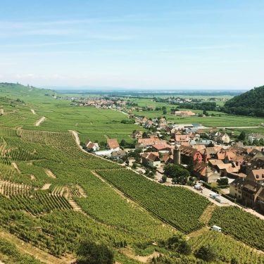Backpacking through Europe is always one of our favorite things to do! We love…
