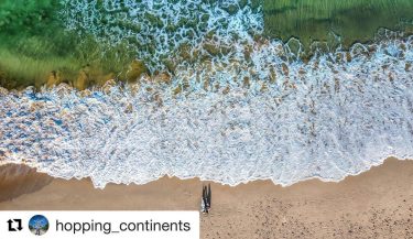 #Repost @hopping_continents with @get_repost ・・・ While an underwater adventure at the Great Barrier Reef…