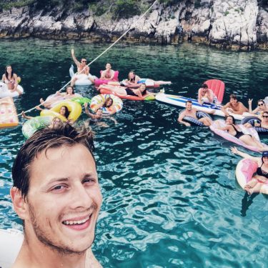 Jack the skipper and the floaties????. #croatia #adriaticsea #summerineurope #thatcatamaranlife #floaties #floatielife #skipper #jacktheskipper…