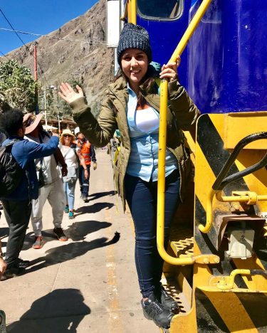 Felices rumbo a Machu Picchu. Desde este punto solo nos separan 1hr 45min -…